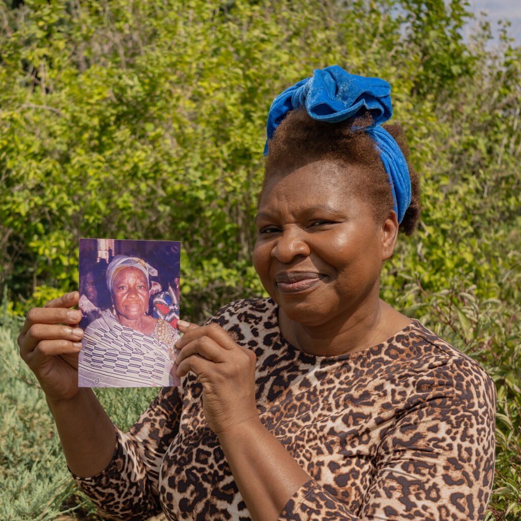 simone helen portrait